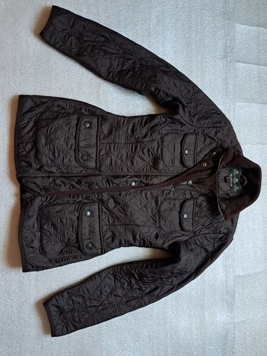 Демісезонна куртка британського бренду Barbour