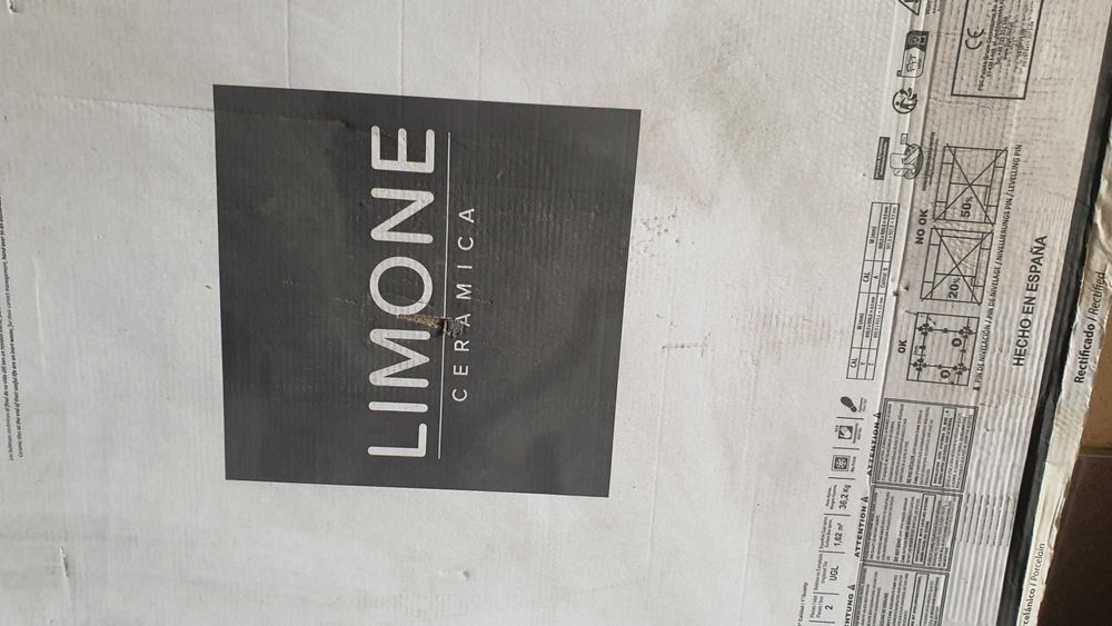 płytki 2szt ( 1 karton)