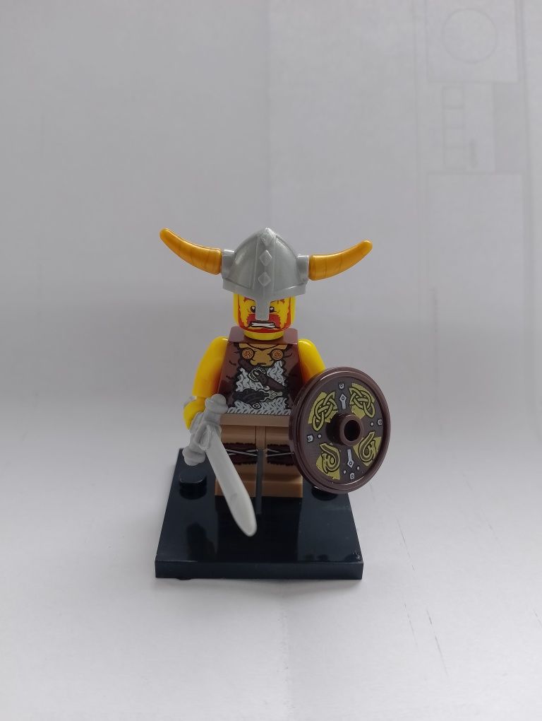 Viking minifigurka