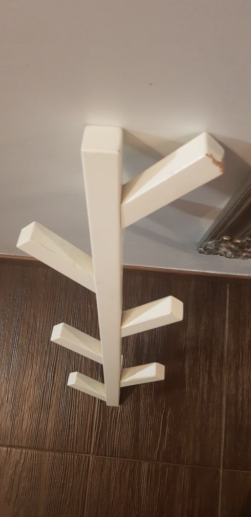Wieszak ikea tjusig
