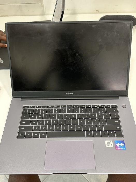 PC HONOR magic book X 15