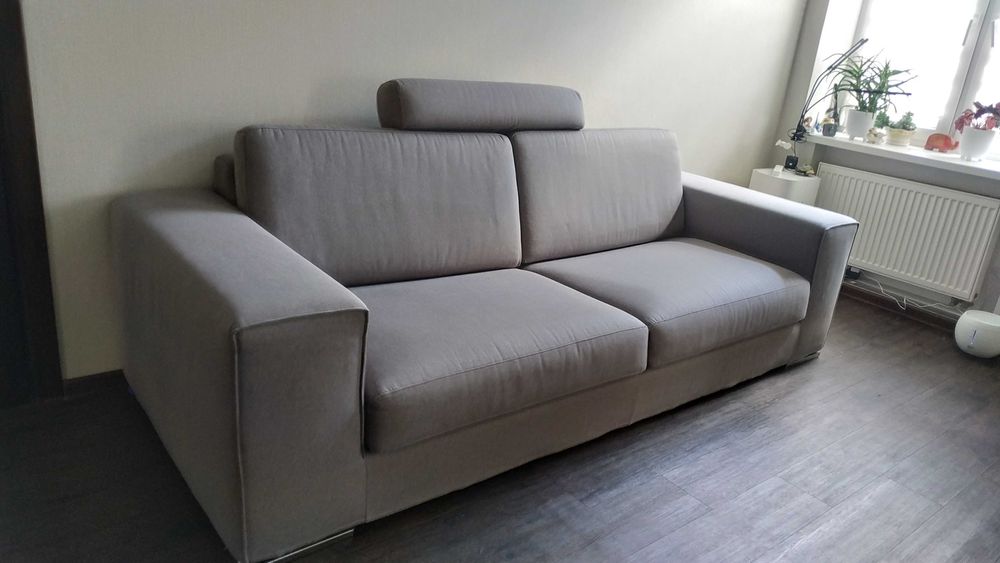 Продаю раскладной двуспальный диван Alberta Италия