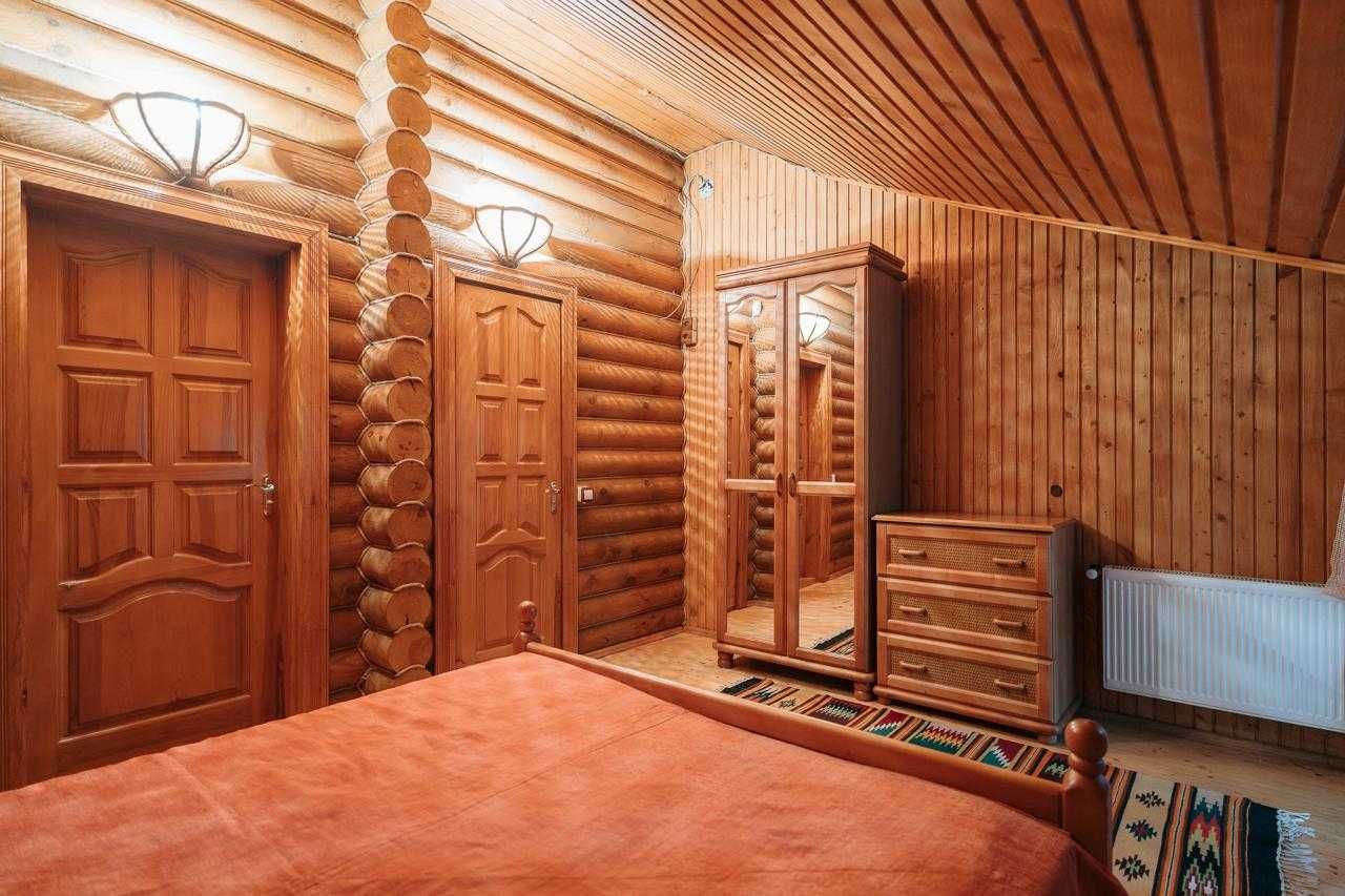 Продається котедж в Яремче - центр, 20 хв пішки до водоспаду «Прибій»