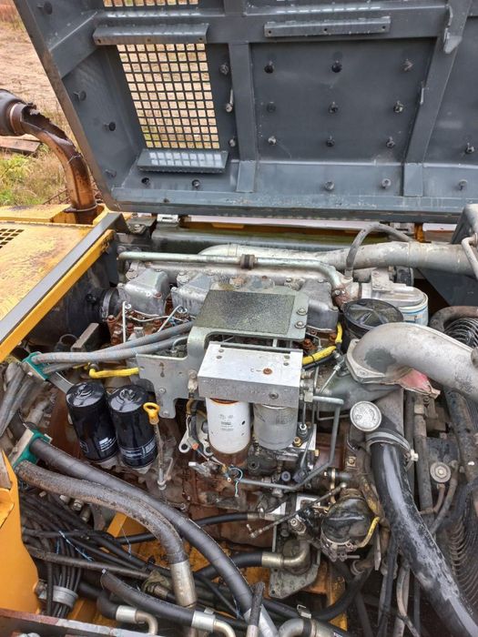 Екскаватор Liebherr 914 А, або окремо деталі