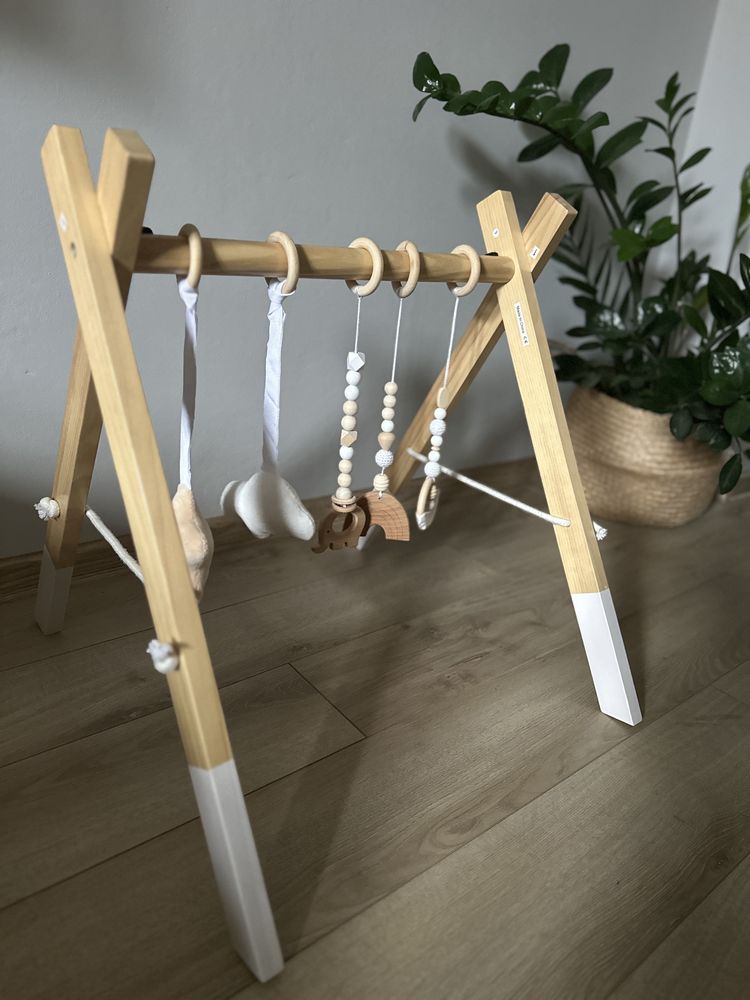Baby gym stojaczek edukacyjnh