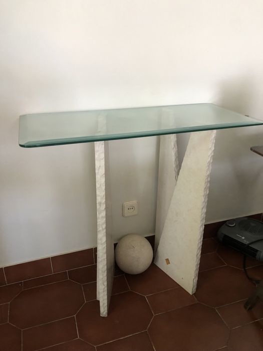 Mesa de mármore e tampo vidro decorativa negociavel