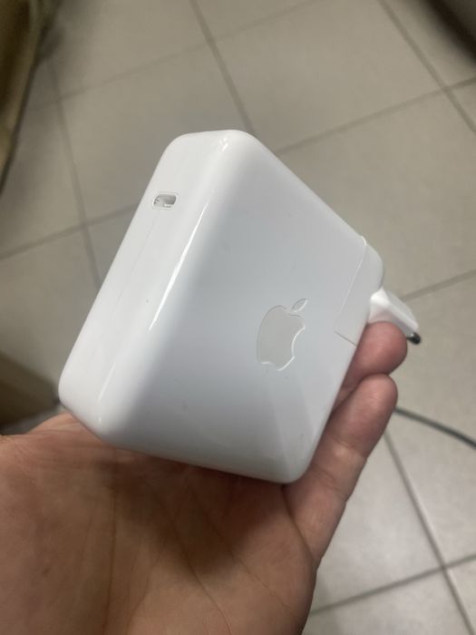Зарядное зарядний для ноутбука Apple 20,3 V, 3A, 61W Type-C A1947