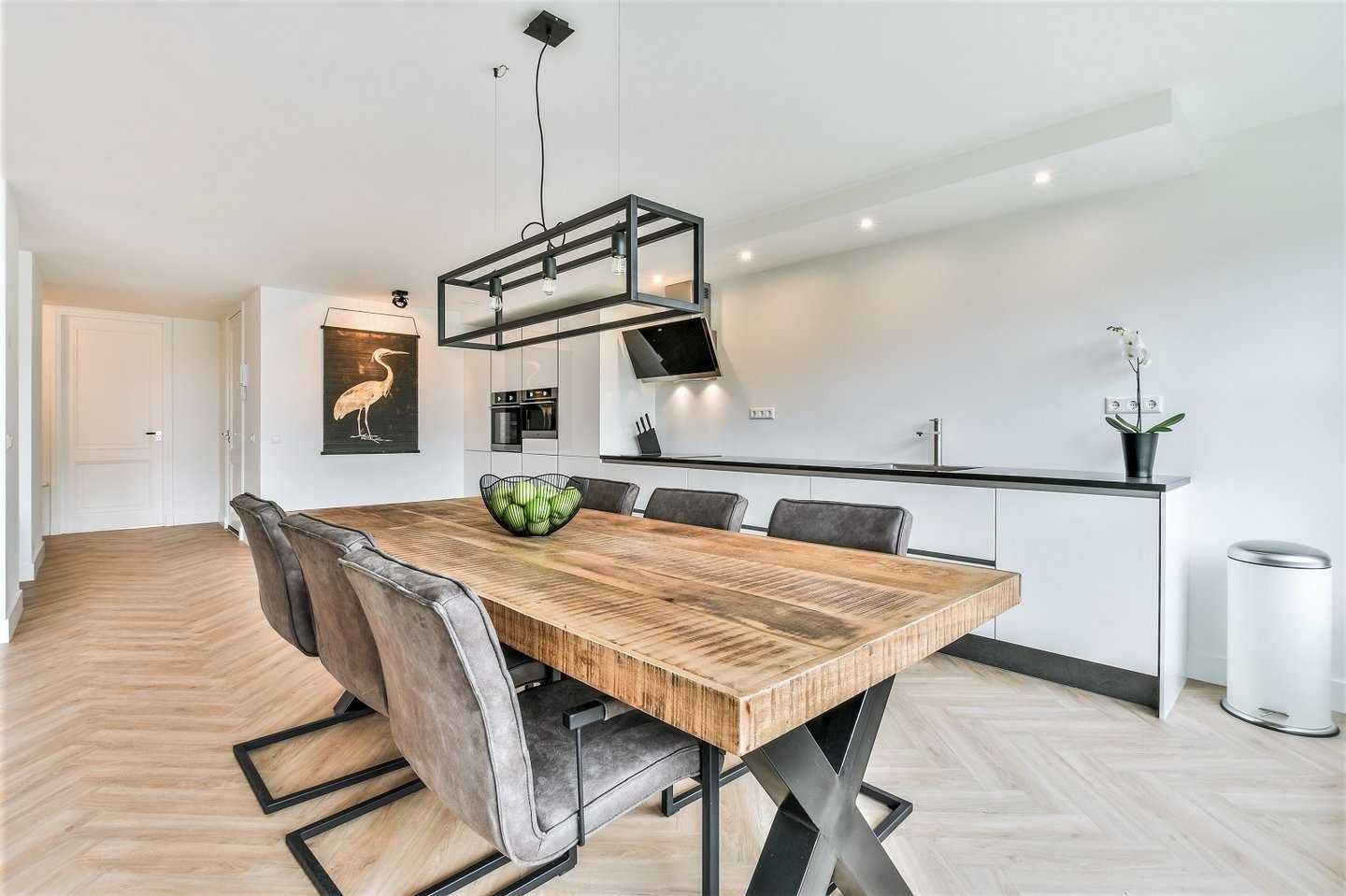 Apartamento T2 moderno em Campolide