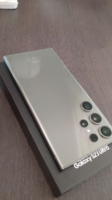 Samsung S23 Ultra c/ Garantia e muitos extras