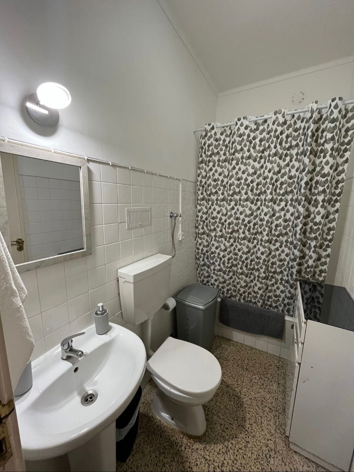 Quarto para Arrendar em São João do Estoril