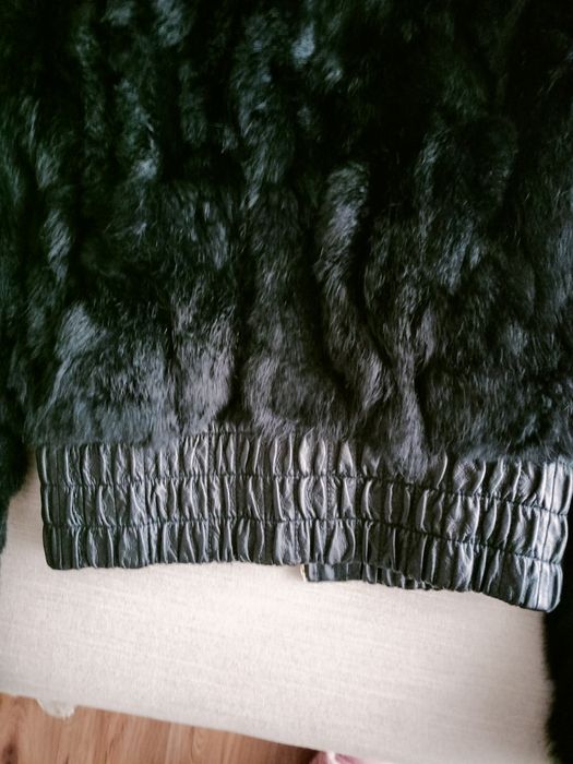 Casaco/blusão em pele  verdadeira e pêlo/Mango S(portes incluídos)