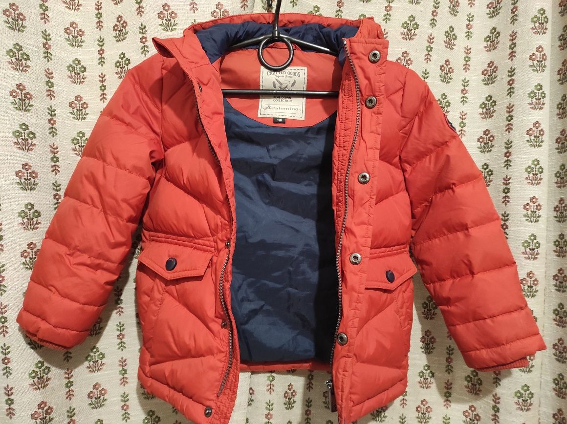 Помаранчева курточка для хлопчика, зимова