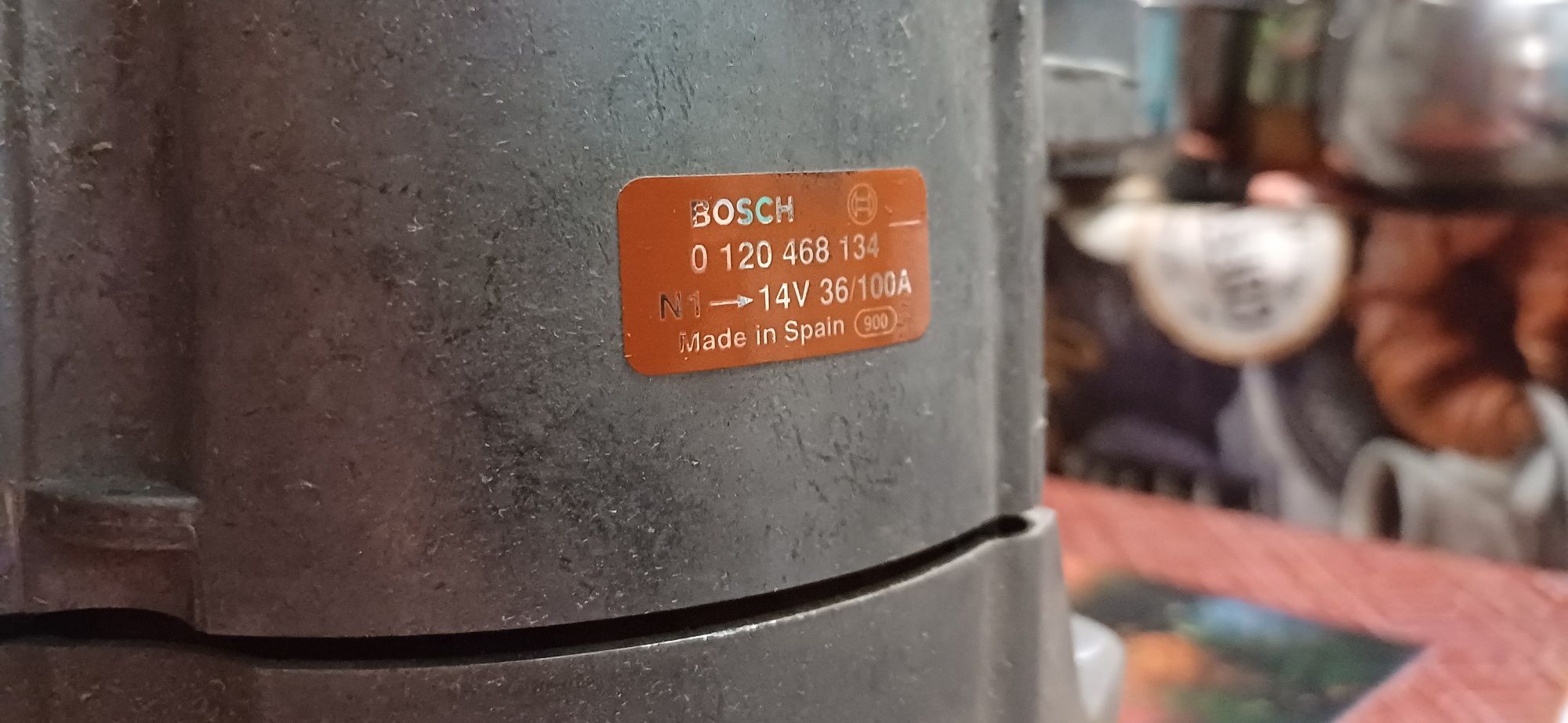 Генератор автомобільний BOSCH 14 V 100 A.    0 120 468 134