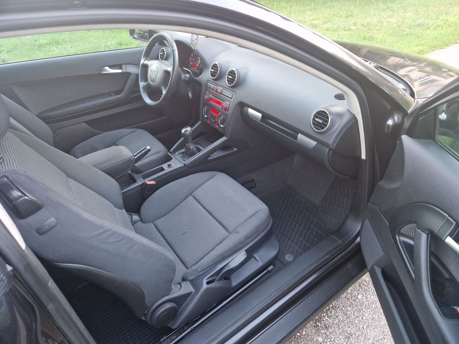 Audi A3 1.6 MPI 102KM