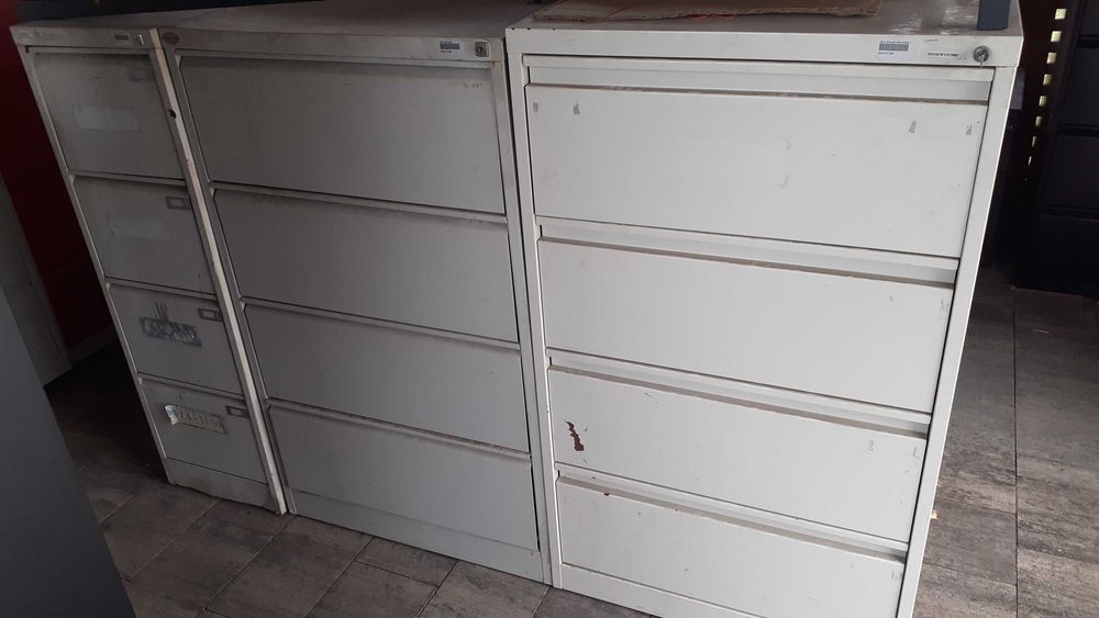 Magazynowe regały  szafy metalowe  szafki metalowe  stoły warsztatowe