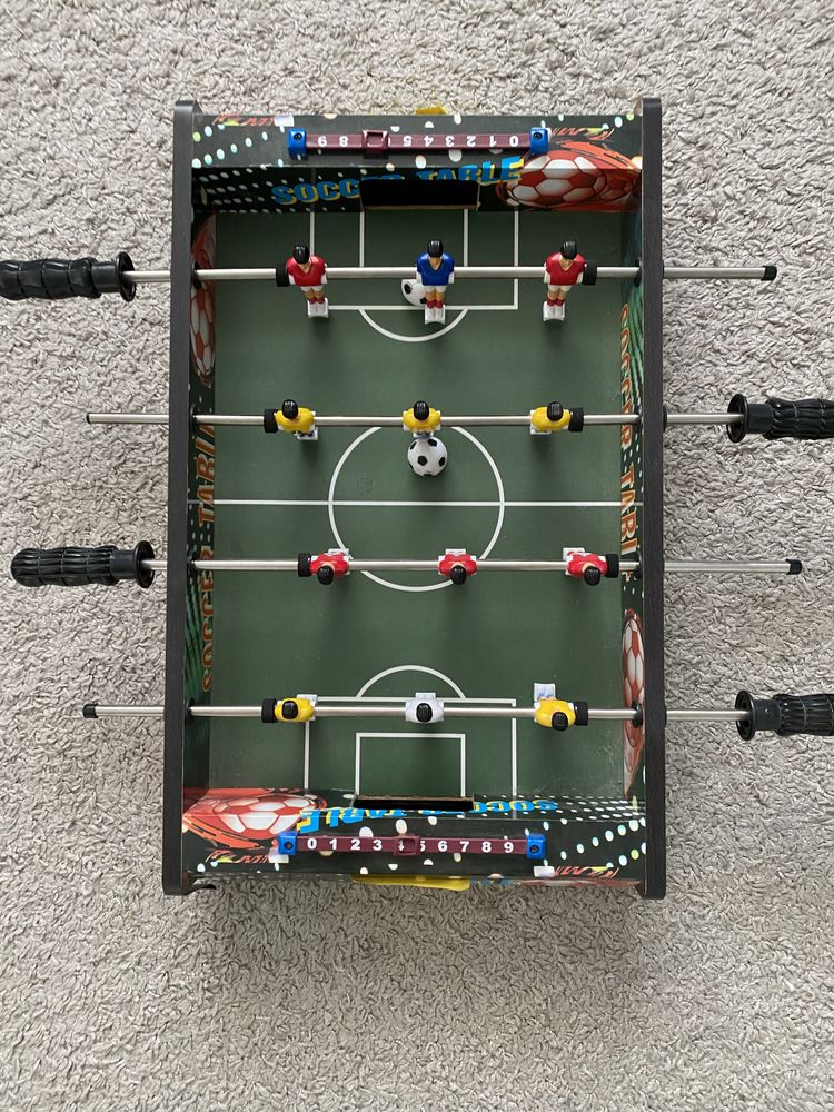 Kolorowe piłkarzyki stołowe Soccer Table