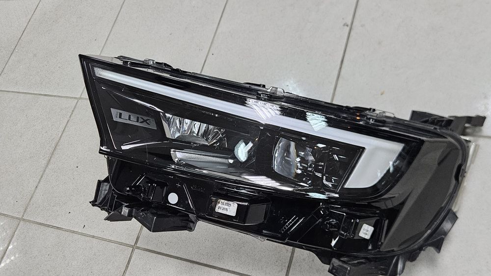 Reflektor lewy przód Opel Mokka B IntelliLux LED Lampa Matrix