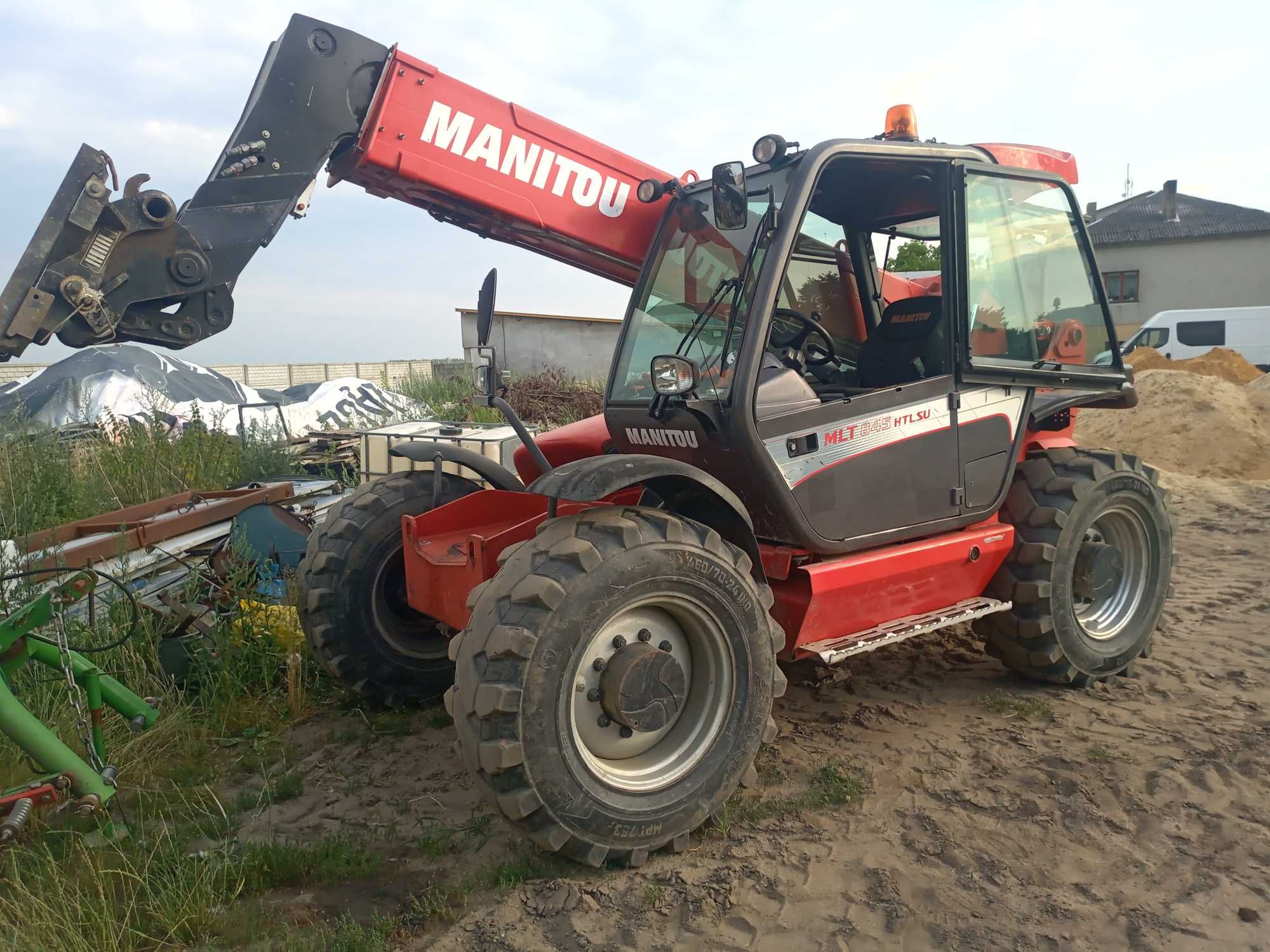 Ładowarka teleskopowa Manitou 845