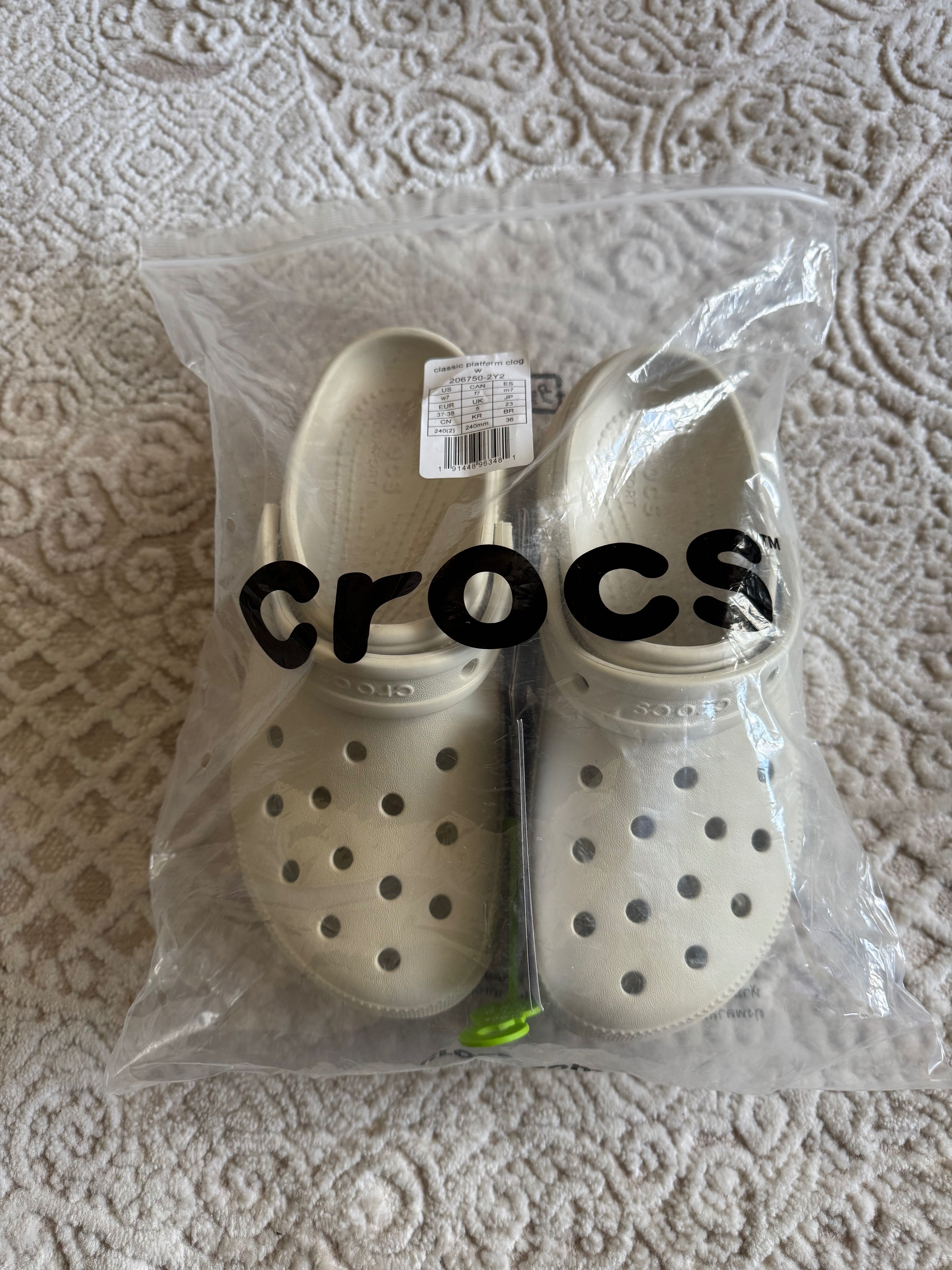 Тапочки Crocs classic platform clog