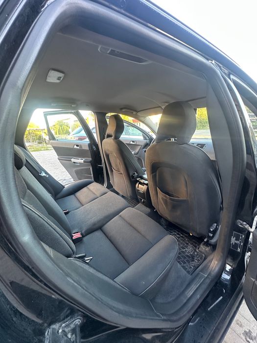 Продам машину Volvo v50 (2007)
