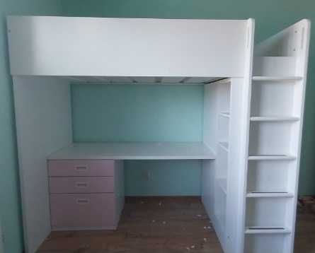 Łożko piętrowe IKEA z biurkiem i szafą