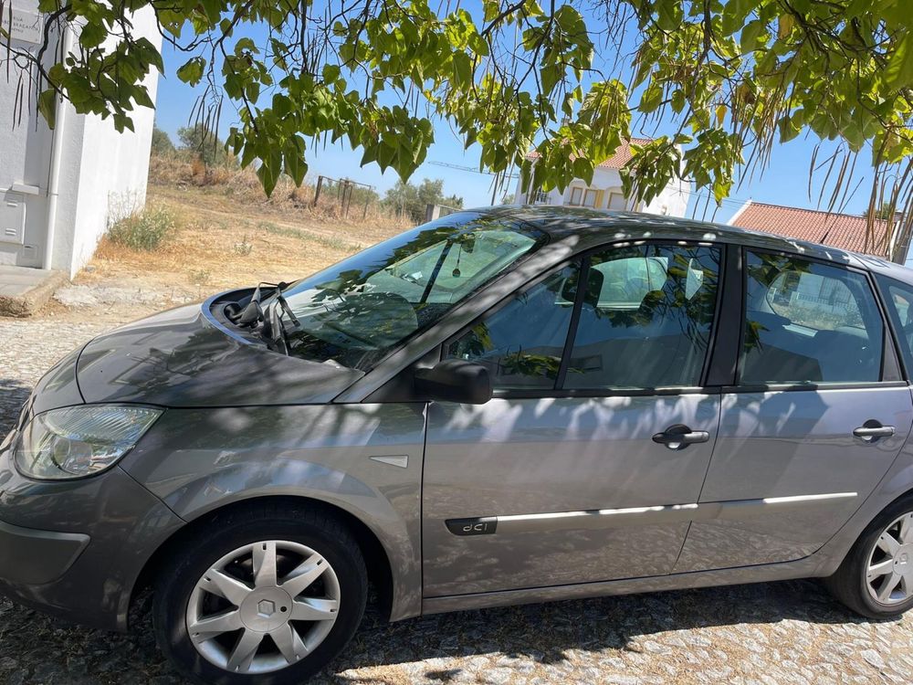 Renault Scenic 1.5 Dci