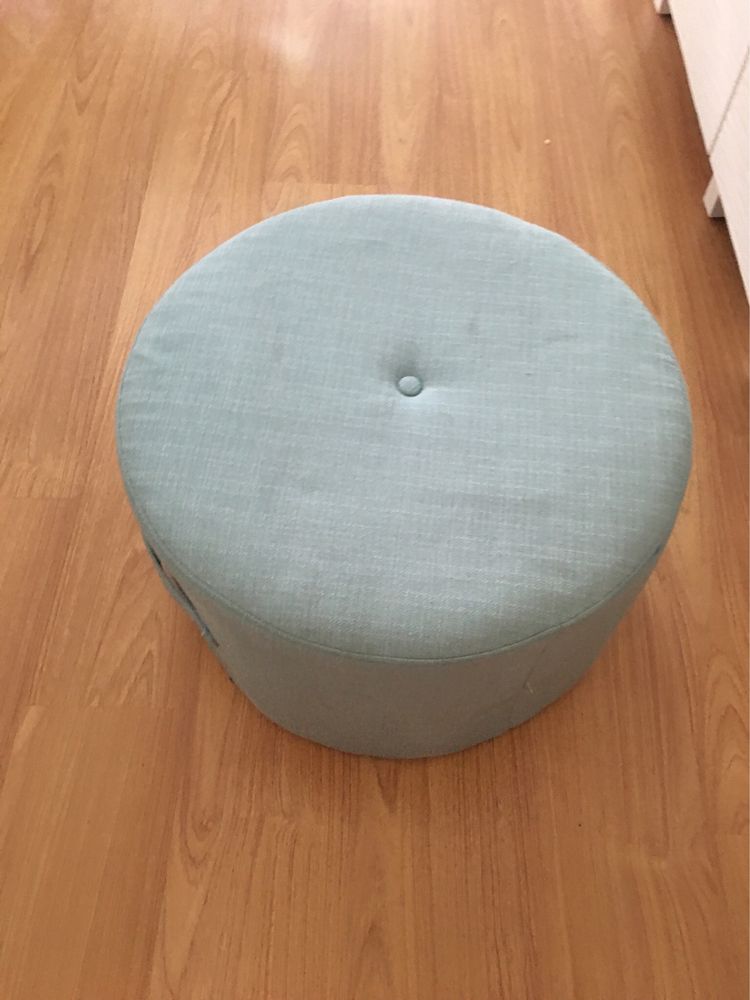 Puff azul mar forma circular