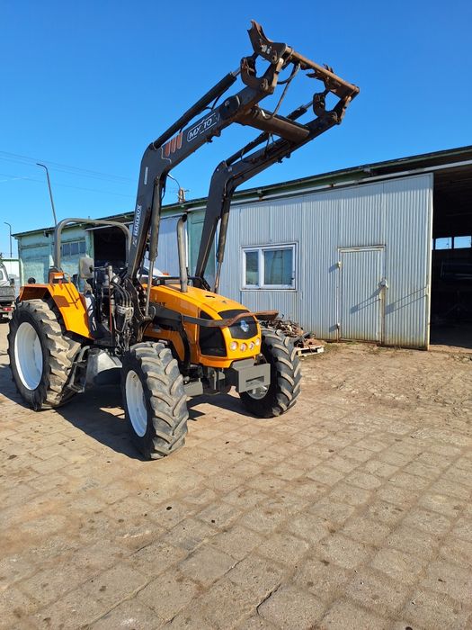 Renault celtis 436RA z ładowaczem czołowym  nie case fendt