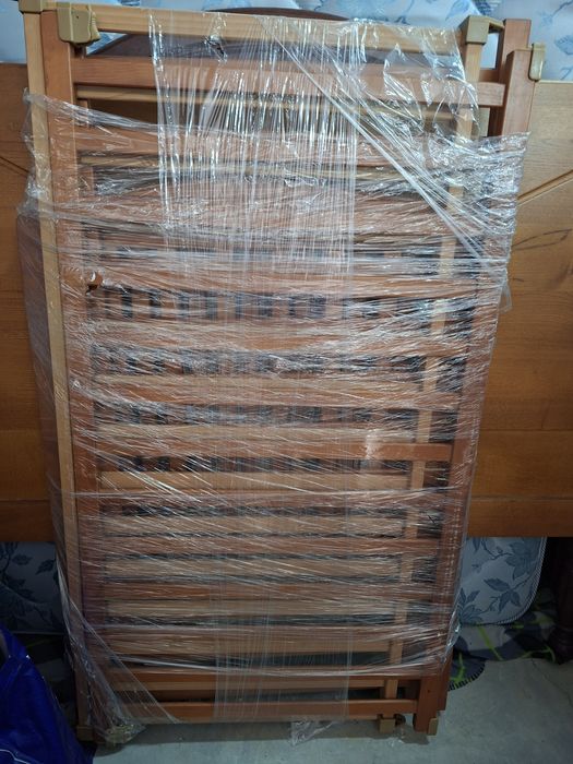 Cama berço bebé em madeira