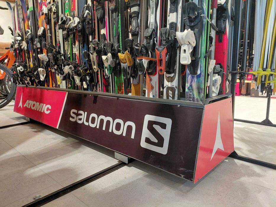 Stojak na narty 40 par