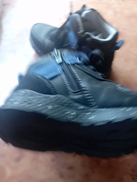 Продам осінь і весняні.