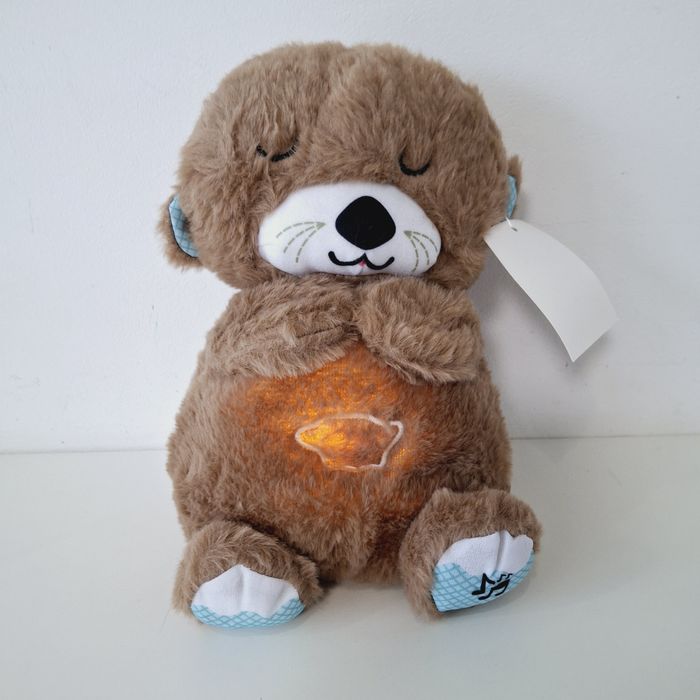 Miś szumiś wydra na baterie oddychająca