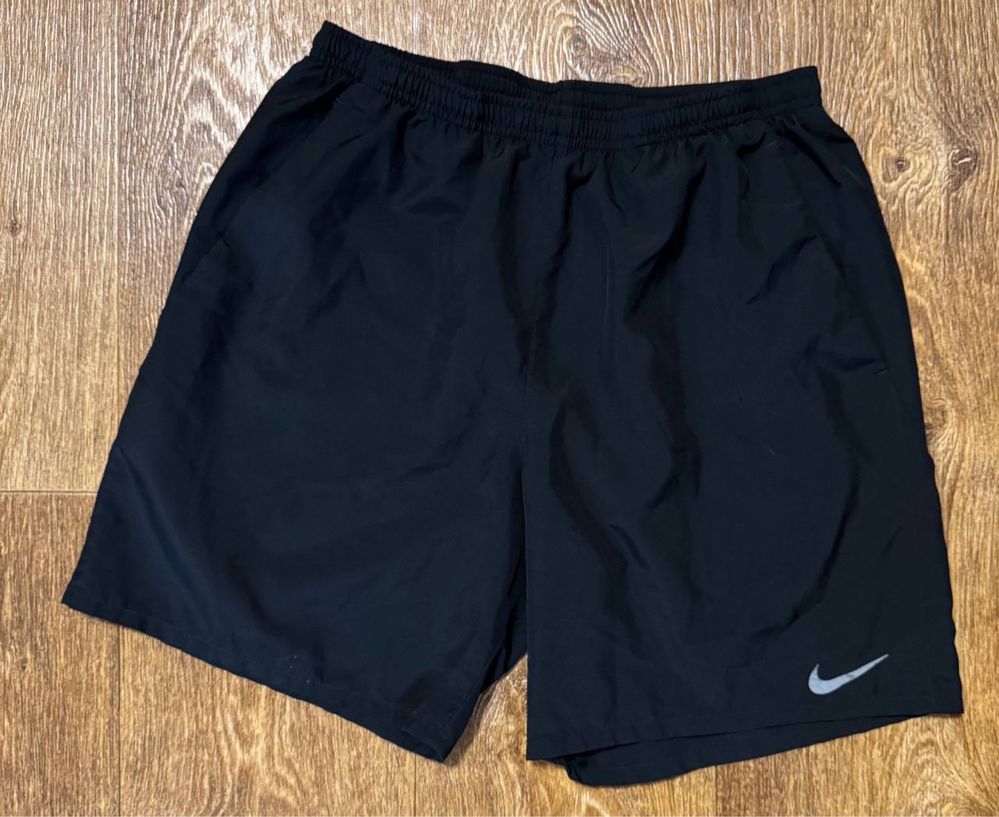 Шорты от Nike