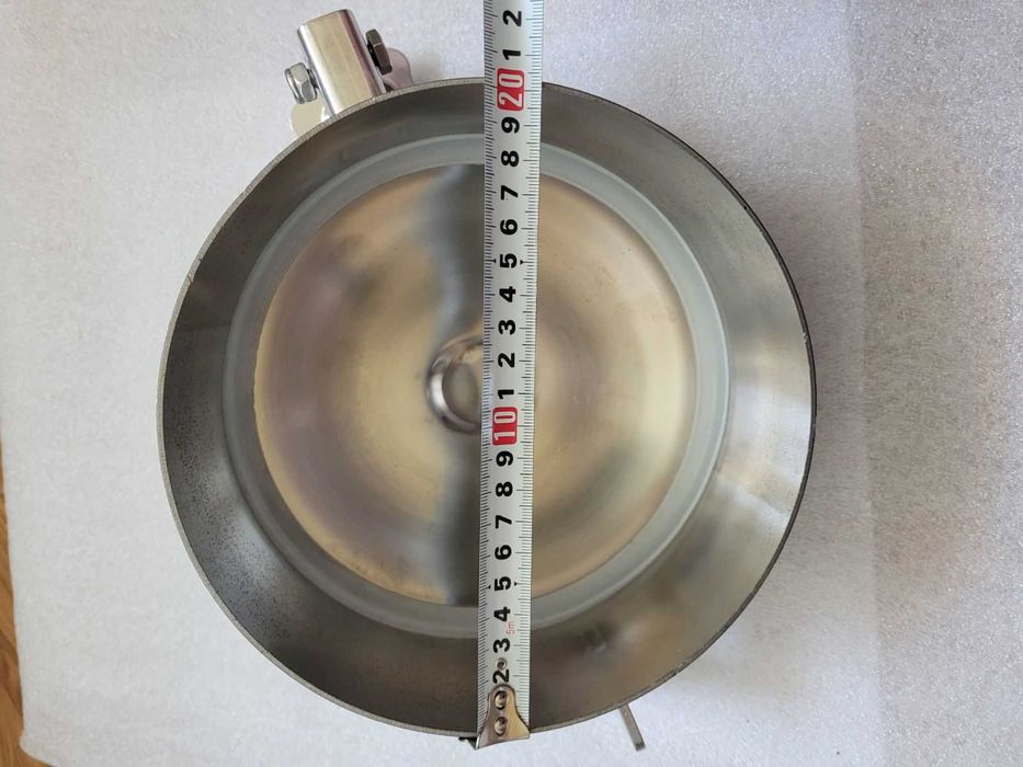 właz do zbiornika ze  stali nierdzewnej - 250 mm