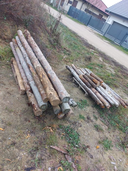 Stemple budowlane, słupki drewniane do ogrodzenia