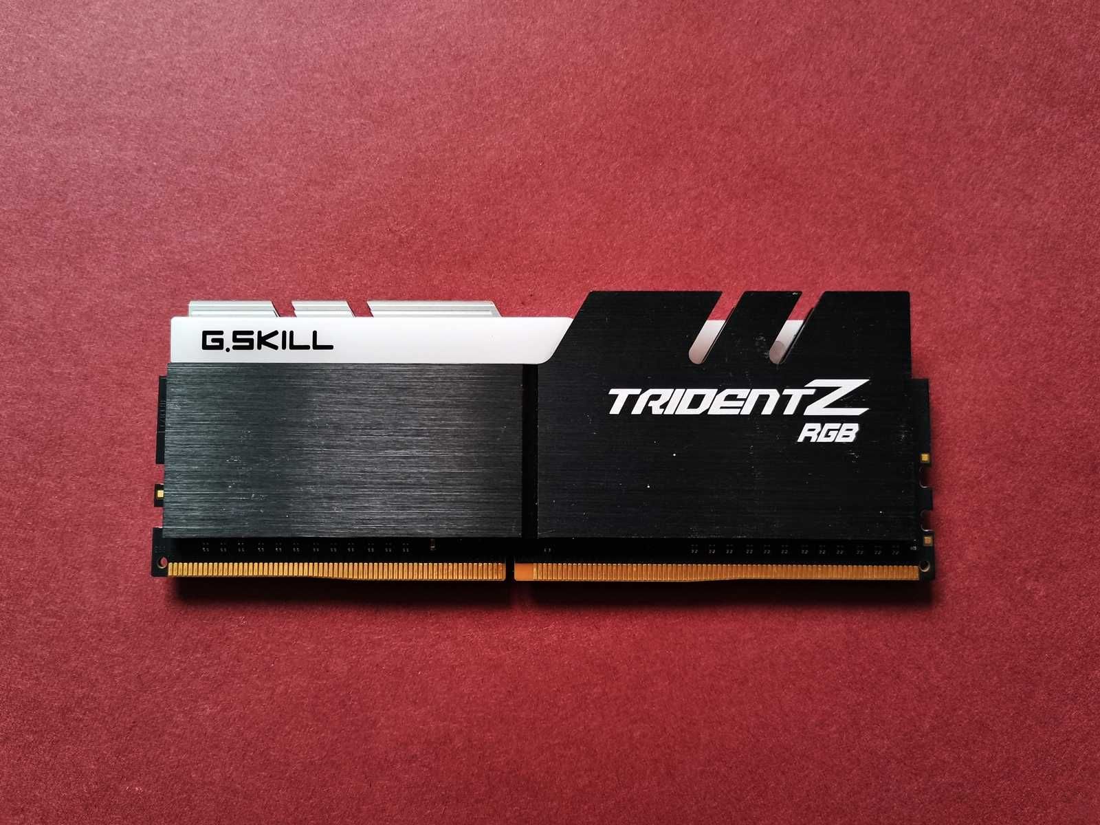 DDR4 8GB G.SkiLL TriDenT Z 3200 -Komputer