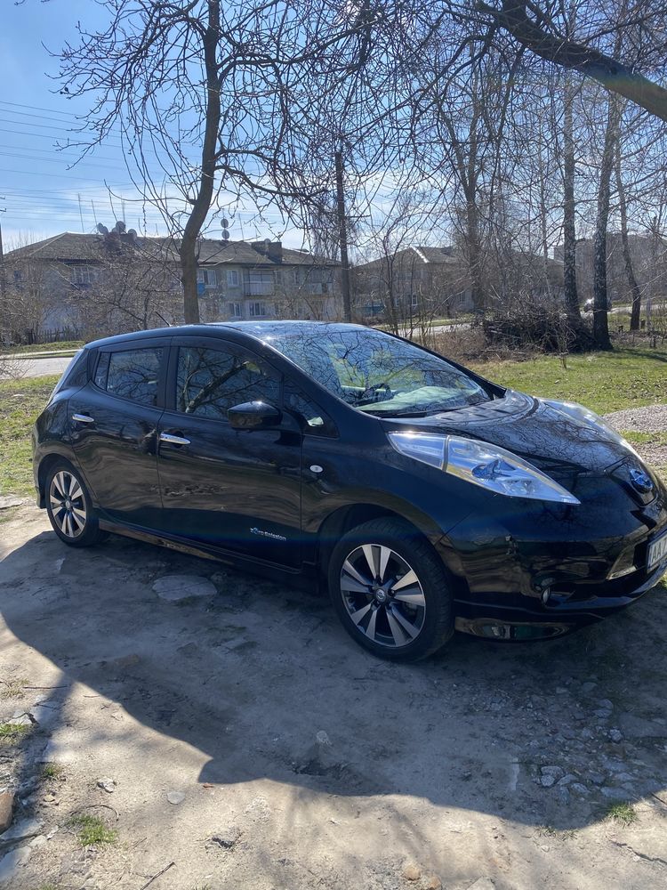 Продам Nissan Leaf 2016р. 30кв.