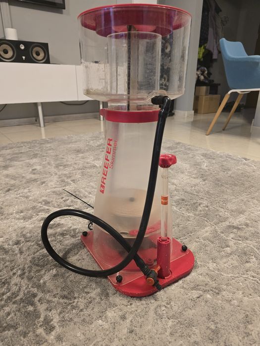 Odpieniacz RedSea RSK 900 do 2700l wydajna włoska pompa SICCE