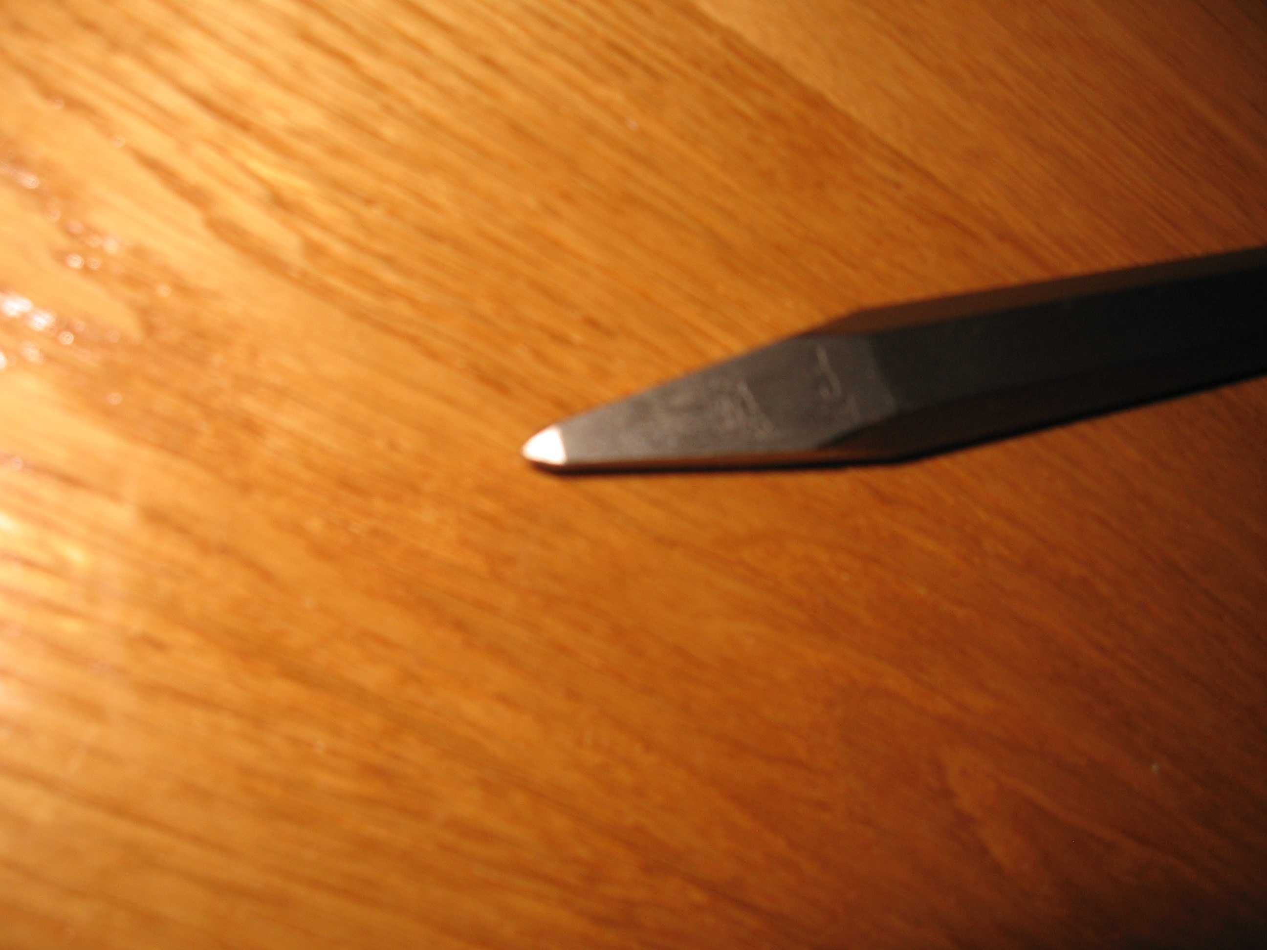 Dłuto grot szpic Bosch , Celma 19x300 mm Makita