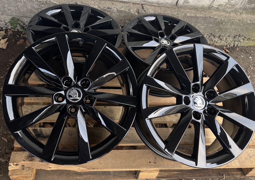 Skoda R18 диски оригінальні