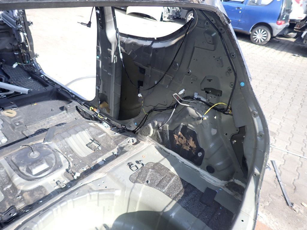 HYUNDAI I20 I 3D BŁOTNIK TYŁ PRAWY ĆWIARTKA RB7