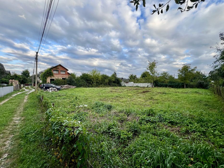 Продаж земельної ділянки 10 сот в Івано-Франківську р-н вул Коновальця