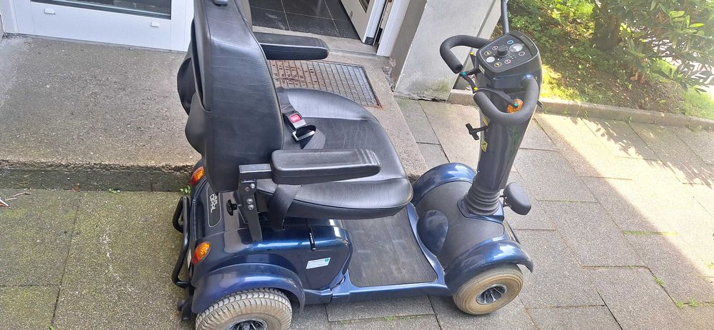 Skuter wózek inwalicki elektryczny