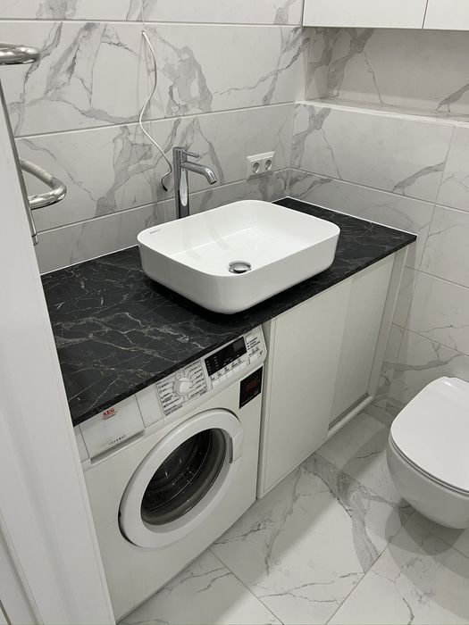 Кухні, шафи, гардеробні, меблі в передпокій та дитячих кімнат, столи.