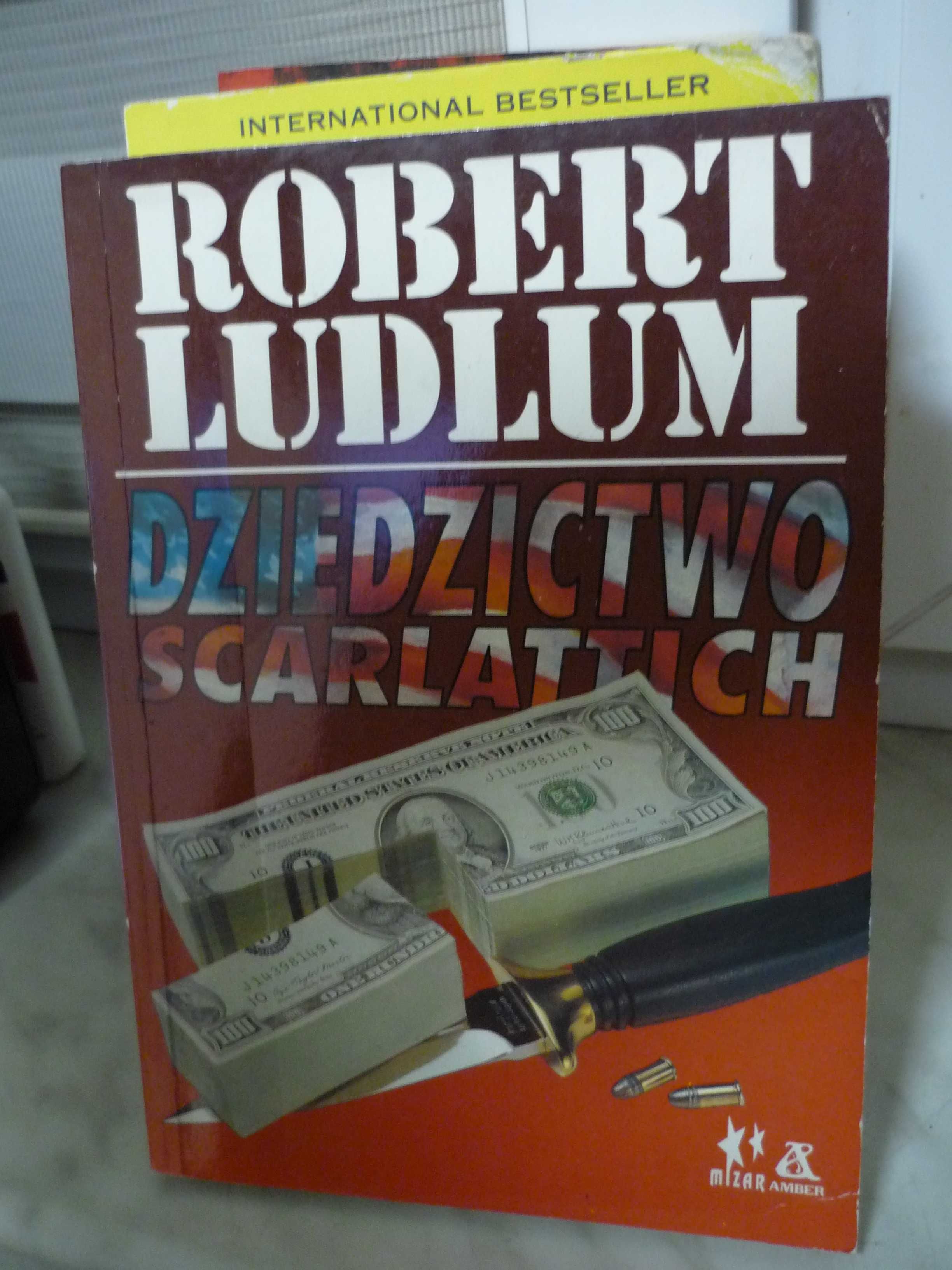 Dziedzictwo Scarlattich , Robert Ludlum.