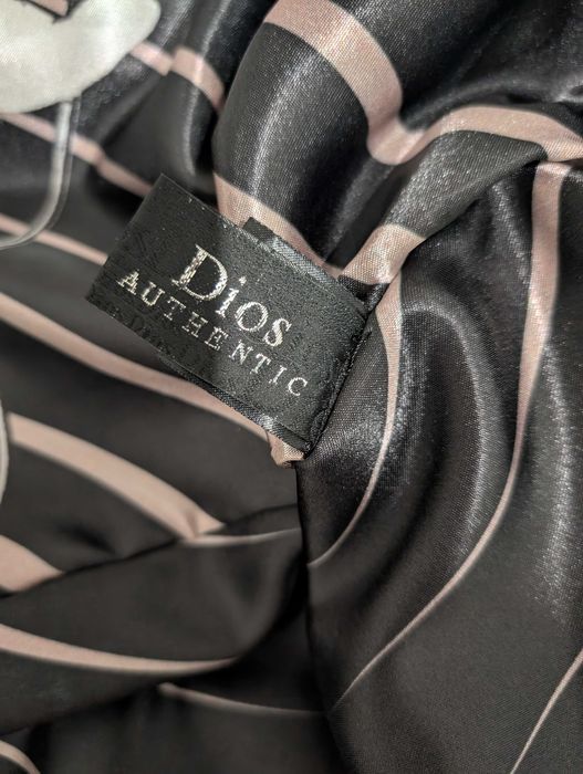 Шуба норкова майже нова