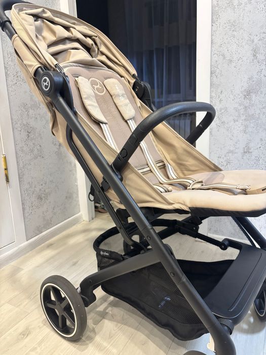Прогулянкова коляска Cybex BEEZY