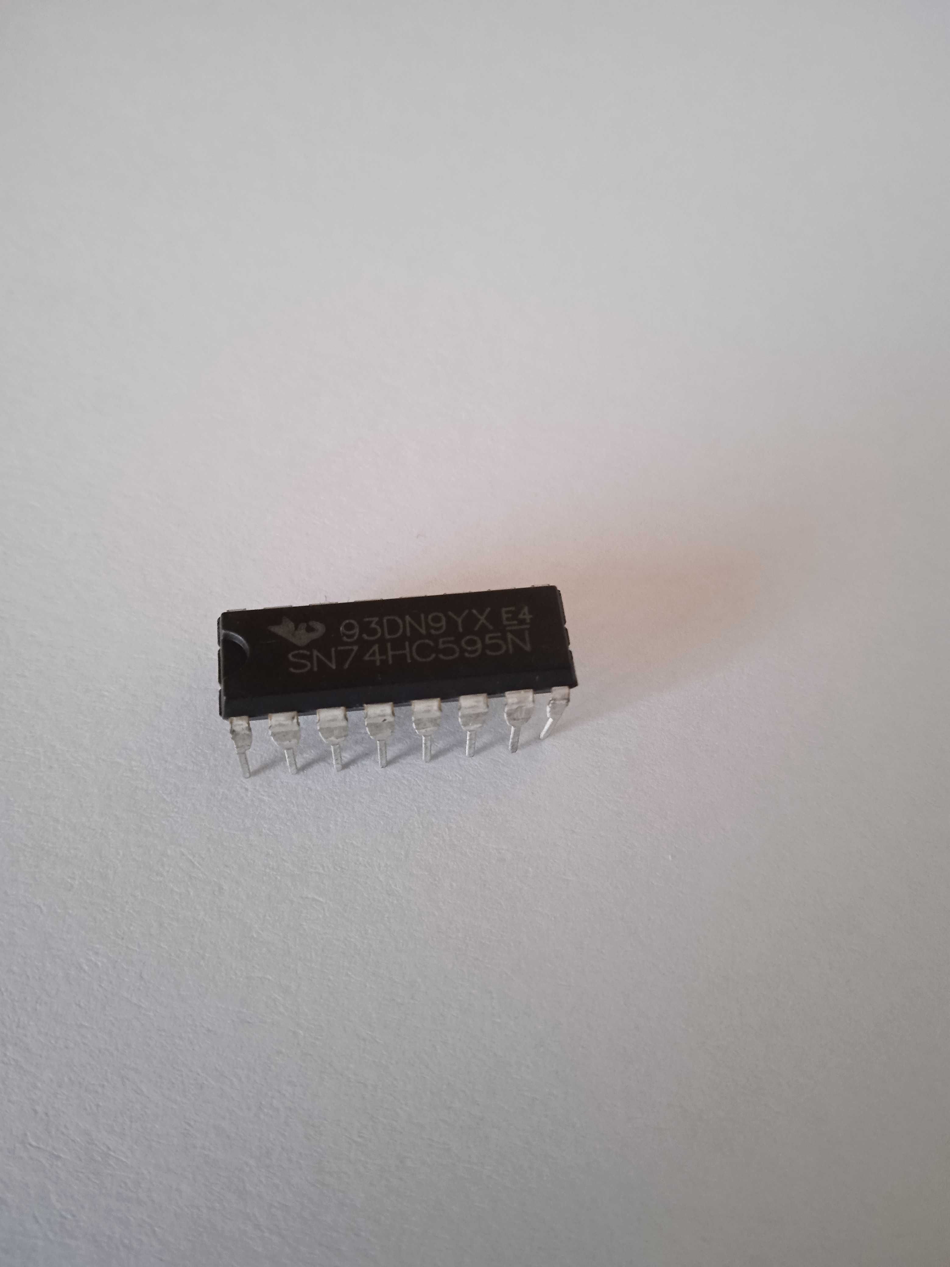 Микросхема LM324, SN74HC595N