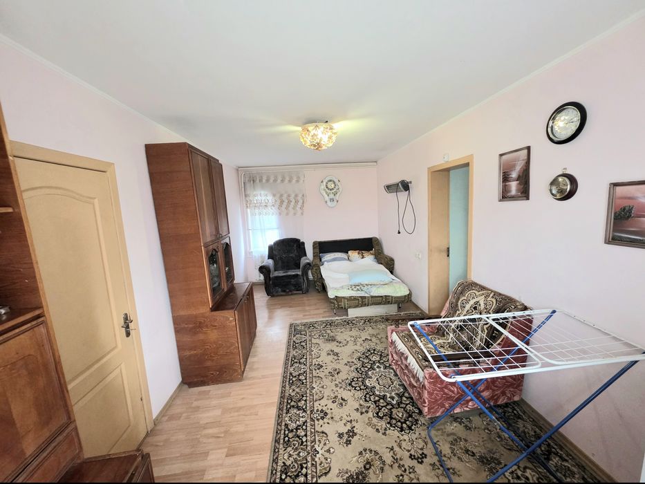 С бомбоубежищем. Читайте до конца. Левый берег. Сдам с ремонтом, гараж