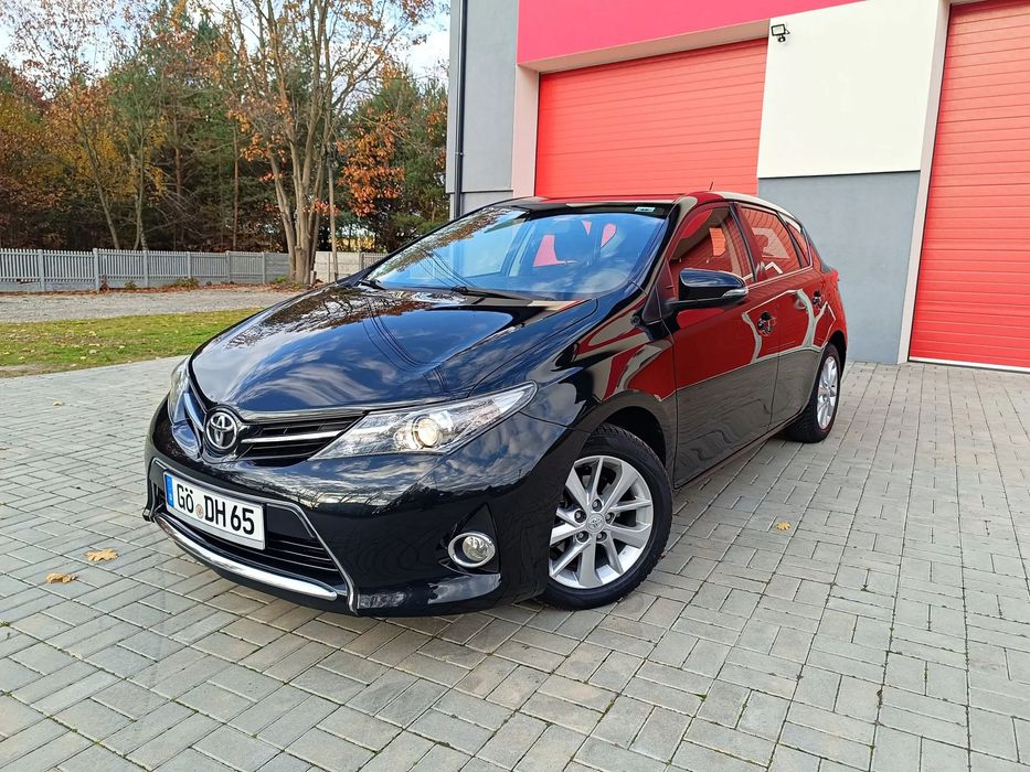 Toyota Auris 1.6 132KM_6 Biegów_Led_Kamera_Navi_Jak Nowa!